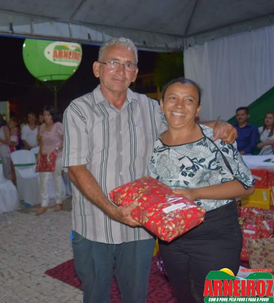 Foto 56 — Comemoração do dia das mães na sede do Município.