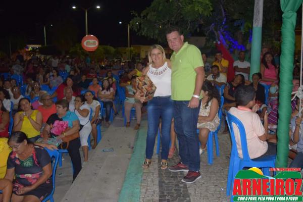 Foto 87 — Comemoração do dia das mães na sede do Município.