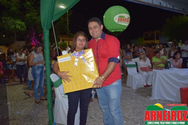 Foto 45 — Comemoração do dia das mães na sede do Município.