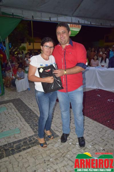 Foto 98 — Comemoração do dia das mães na sede do Município.