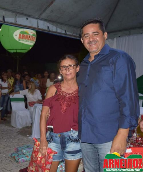 Foto 42 — Comemoração do dia das mães na sede do Município.