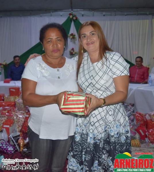 Foto 44 — Comemoração do dia das mães na sede do Município.