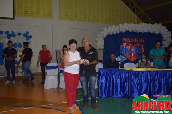 Foto 4 — Comemoração do dia das mães na Localidade de Planalto.