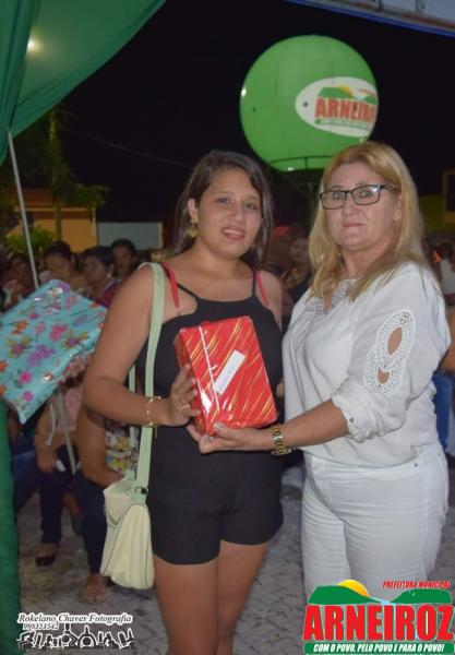 Foto 21 — Comemoração do dia das mães na sede do Município.