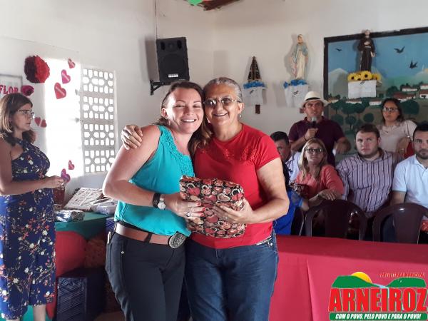 Foto 38 — Comemoração do dia das mães na Localidade de Mucuin.