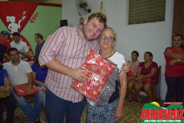Foto 32 — Comemoração do dia das mães na Localidade de Cachoeira de Fora