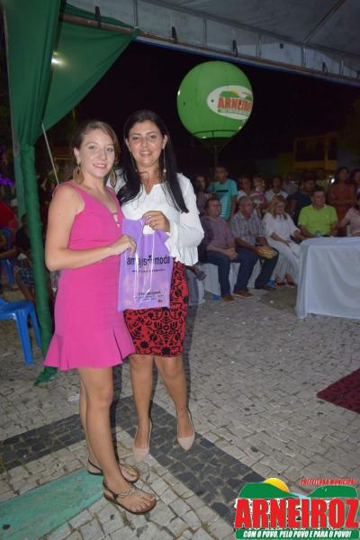 Foto 96 — Comemoração do dia das mães na sede do Município.