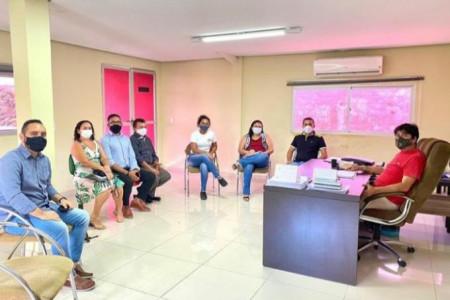 Reunião com Presidência da APEOC